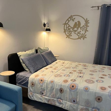 Newly Renovated Studio Apartment With Rooftop Pool, Few Steps To The Beach Flic-en-Flacq Extérieur photo