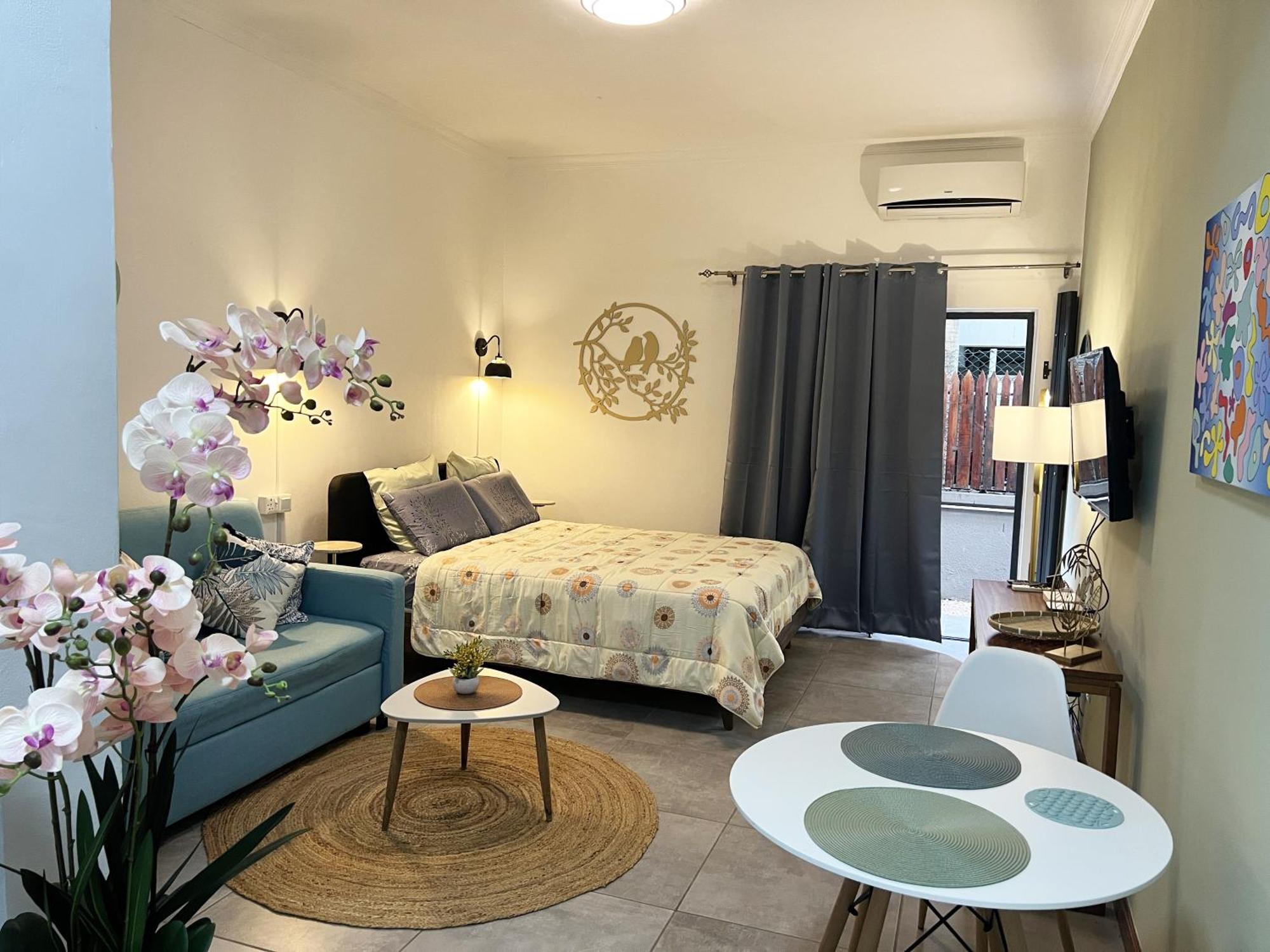 Newly Renovated Studio Apartment With Rooftop Pool, Few Steps To The Beach Flic-en-Flacq Extérieur photo